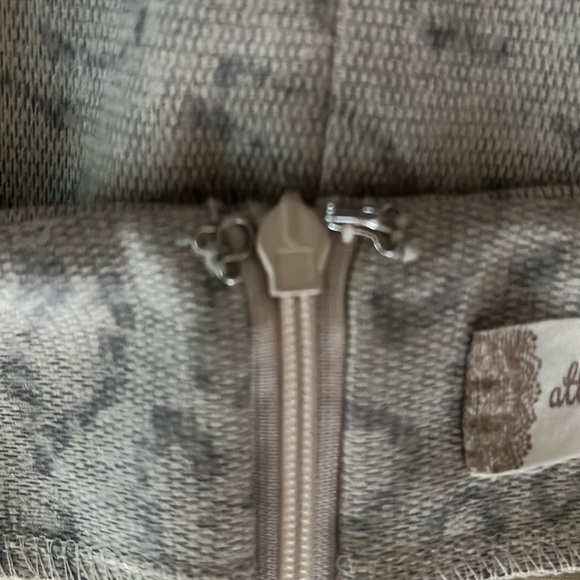 Altered state lightly worn skirt - Picture 6 of 6